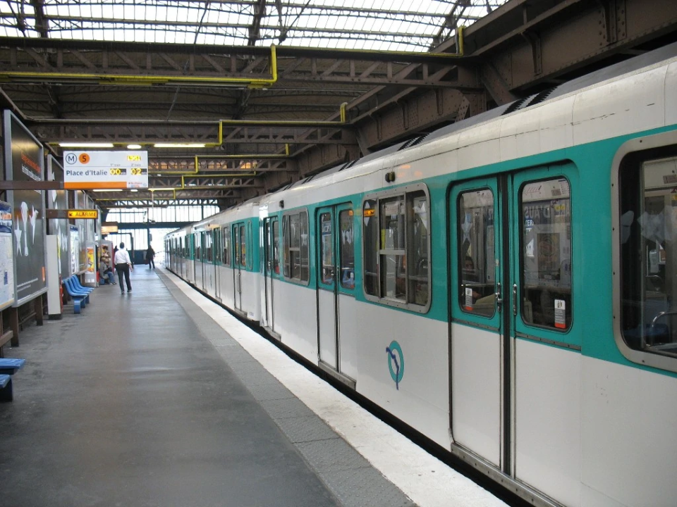 ligne 5 du métro parisien